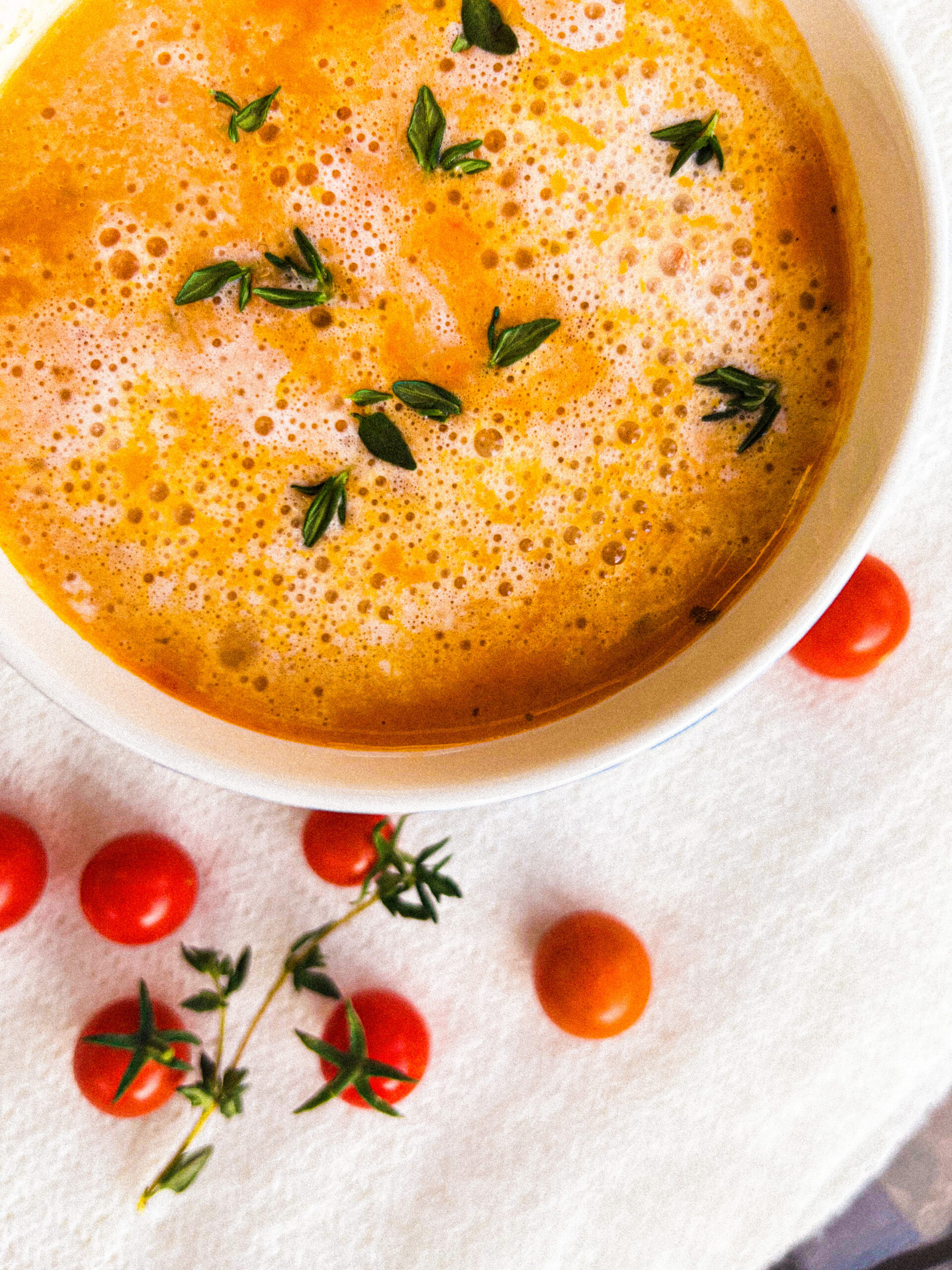 Creamy Dairy Free Roasted Tomato Basil Soup